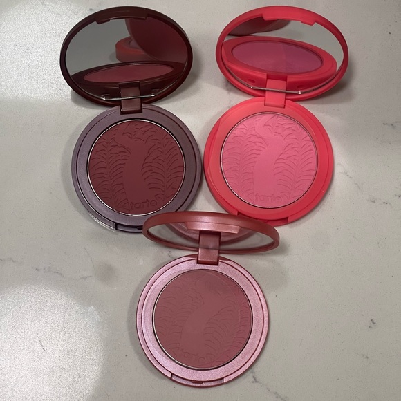 Set of 3 brand new tarte blushes - Picture 2 of 3